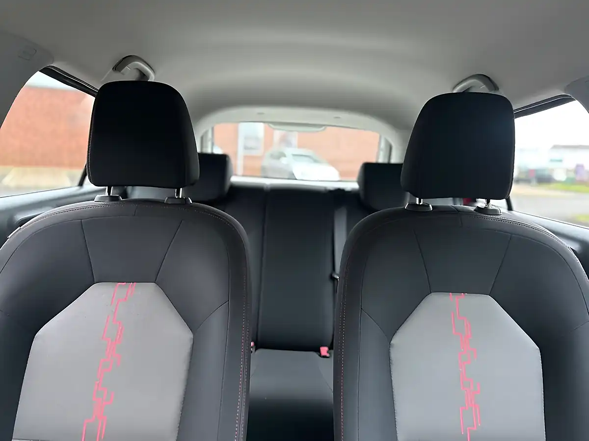 Used 2016 MG MG3 3Style Ruby Red - Interior and Exterior details 17