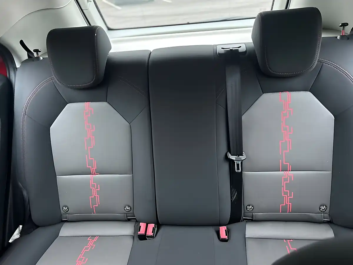 Used 2016 MG MG3 3Style Ruby Red - Interior and Exterior details 20