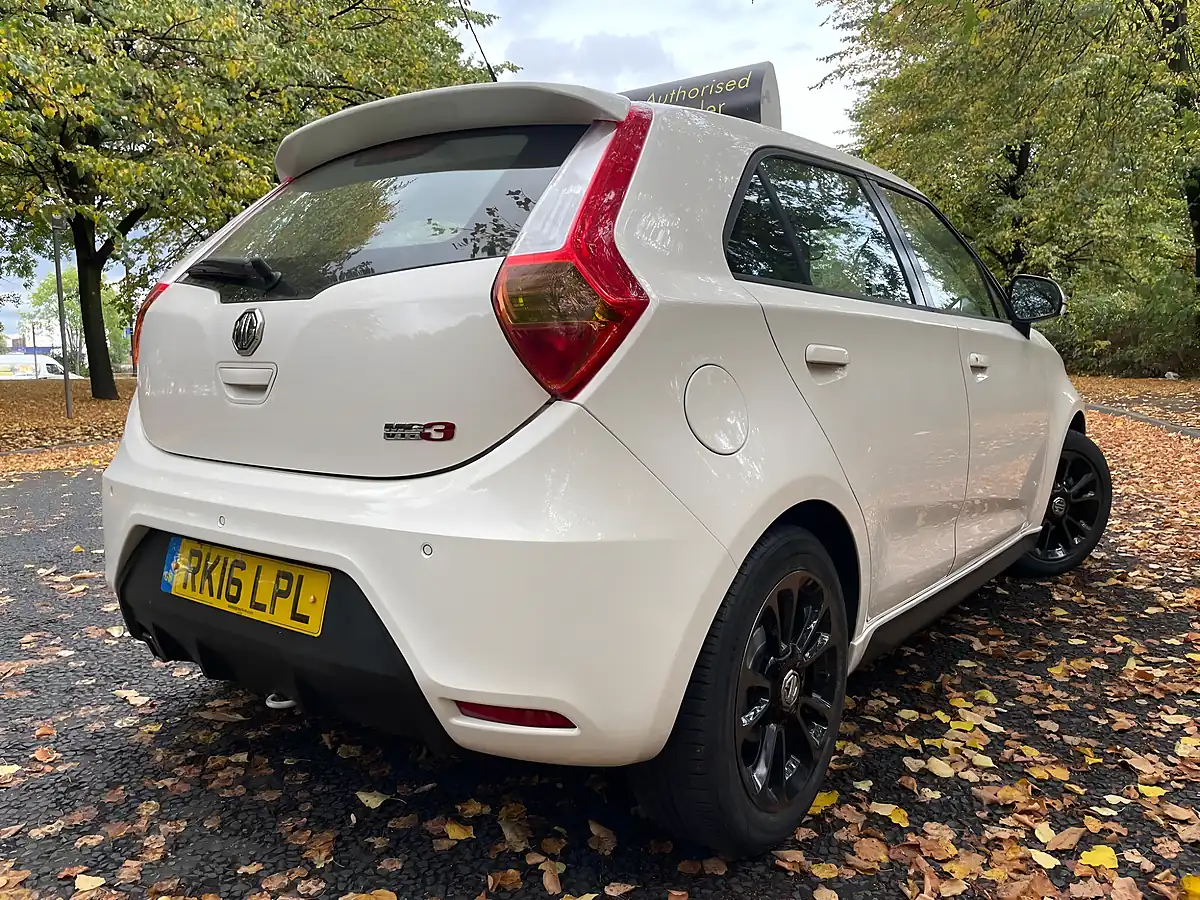 Used 2016 MG MG3 3Style White - Interior and Exterior details 12