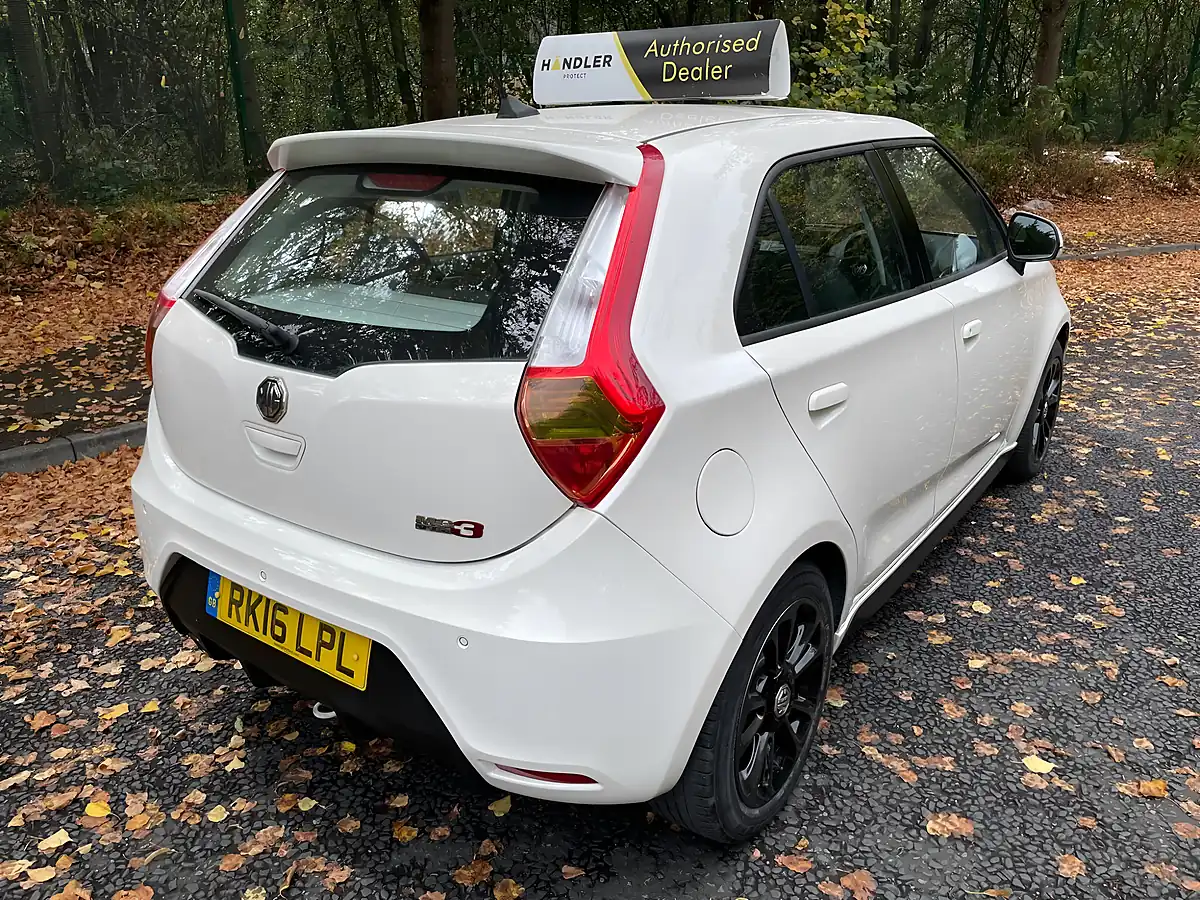 Used 2016 MG MG3 3Style White - Interior and Exterior details 8