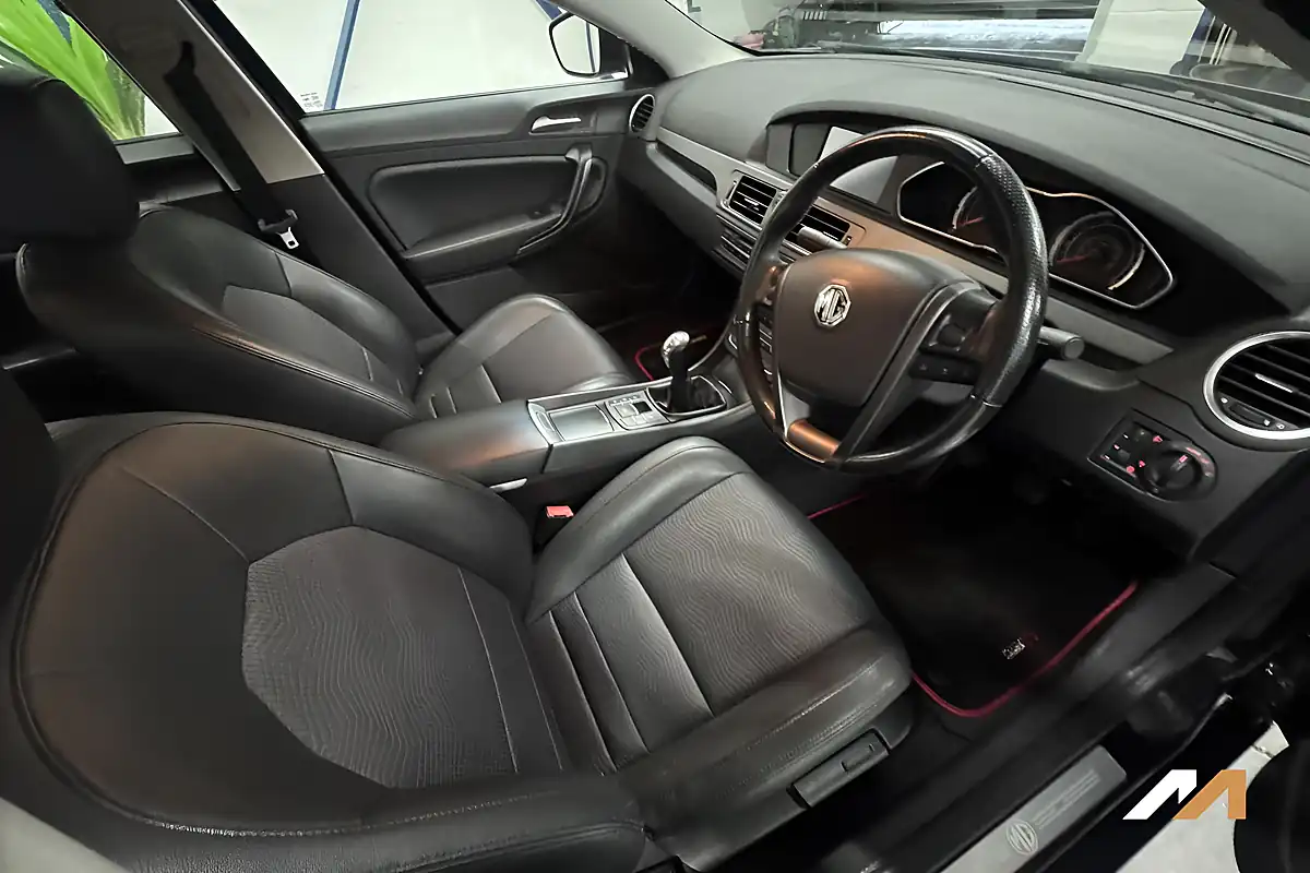 Used 2016 MG MG6 Tech Ts Black - Interior and Exterior details 3