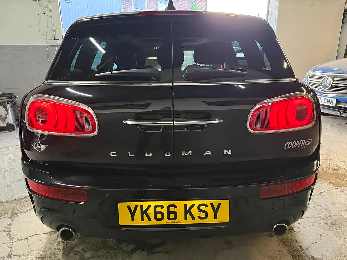 Used 2016 MINI Clubman Cooper Black - Interior and Exterior details 10