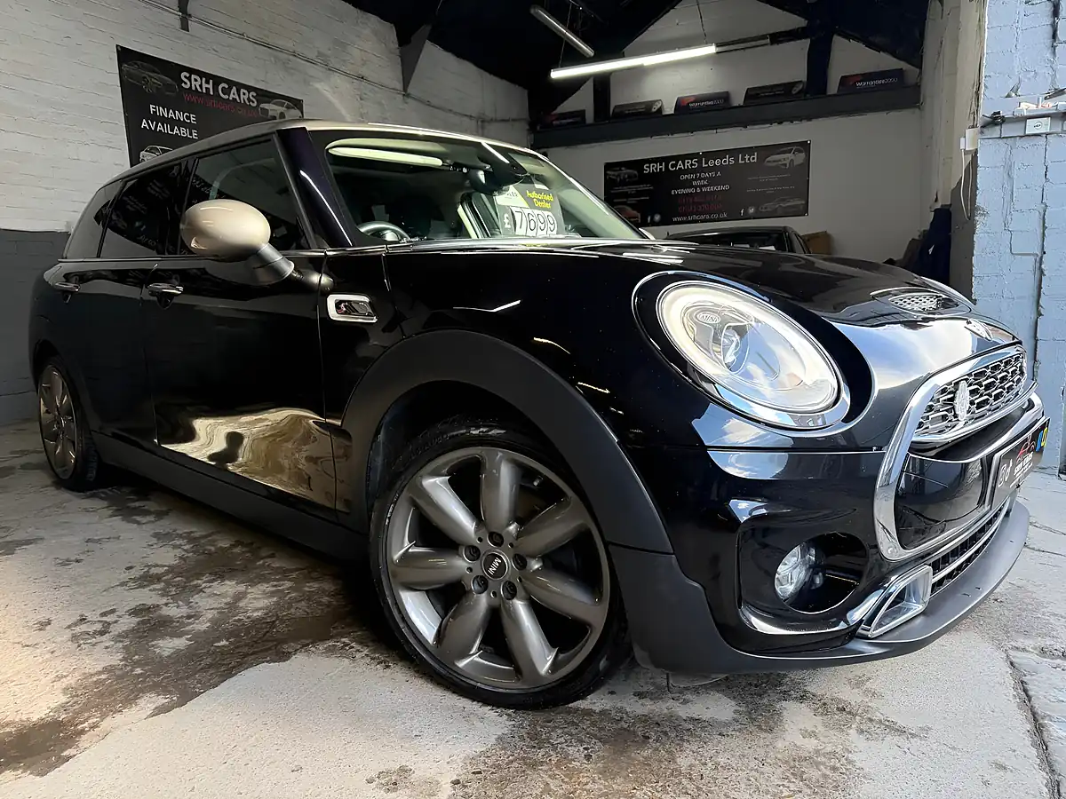 Used 2016 MINI Clubman Cooper Black - Interior and Exterior details 2