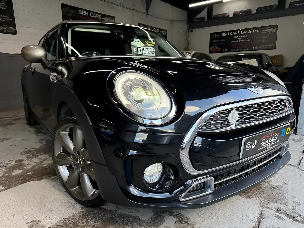 Used 2016 MINI Clubman Cooper Black - Interior and Exterior details 3