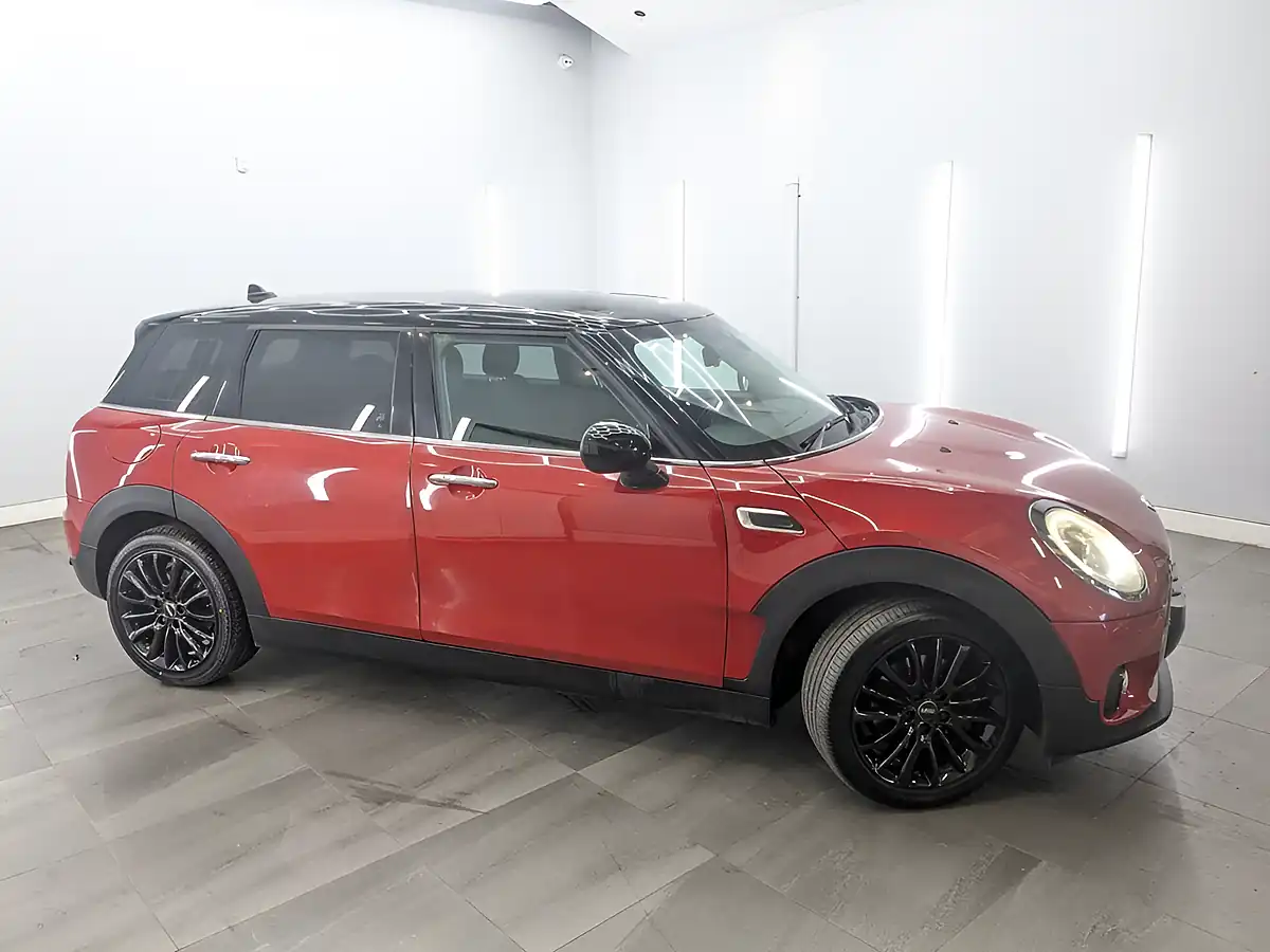 Used 2016 MINI Clubman Cooper Blazing Red - Interior and Exterior details 2