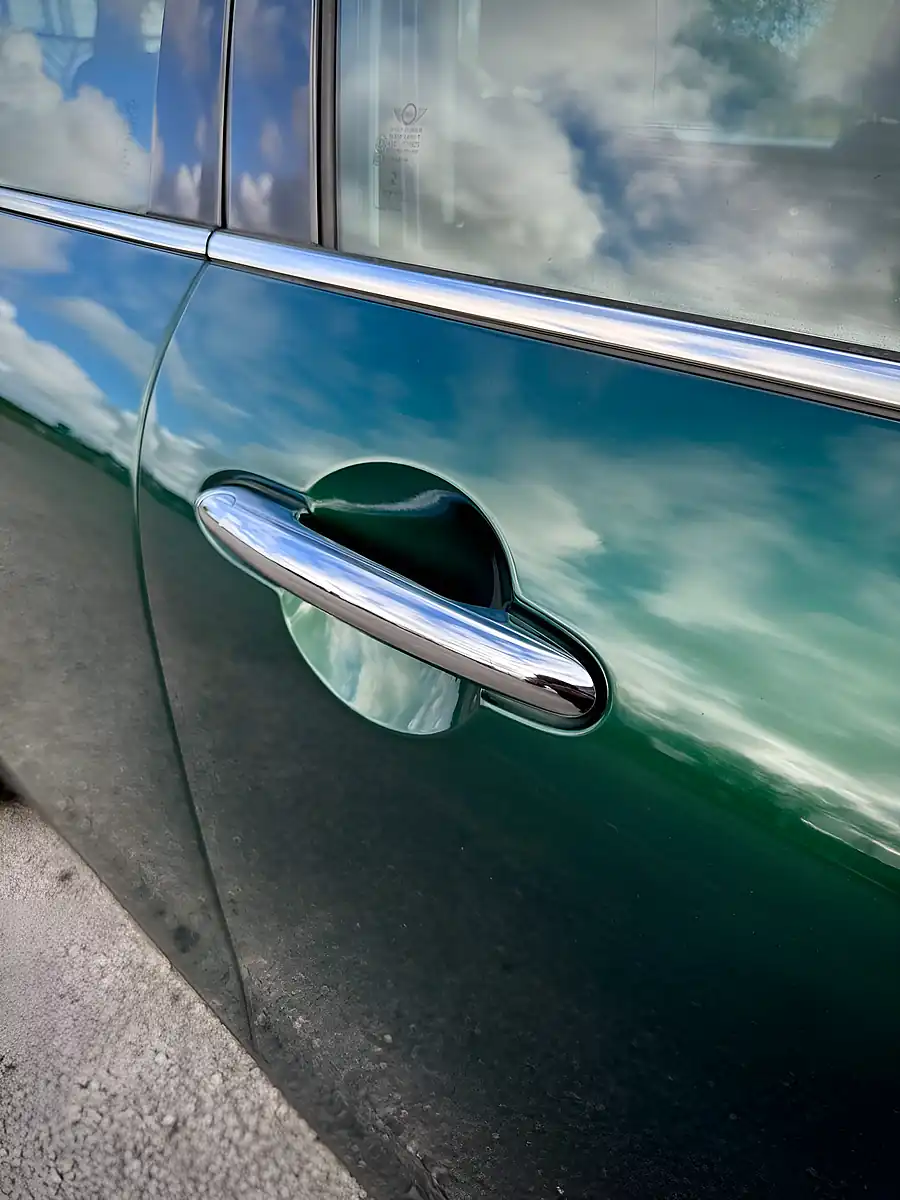 Used 2016 MINI Clubman Cooper British Racing Green - Interior and Exterior details 13