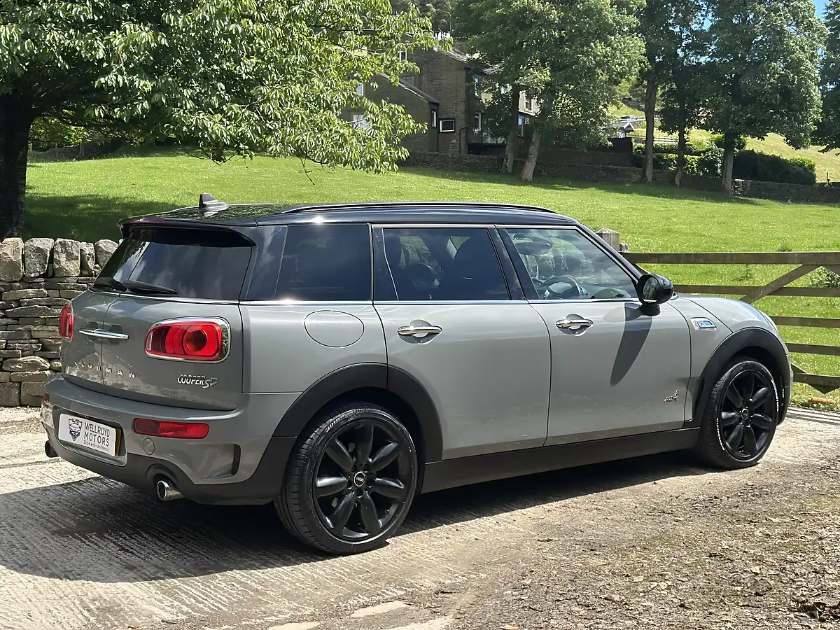 Used 2016 MINI Clubman Cooper Grey - Interior and Exterior details 16