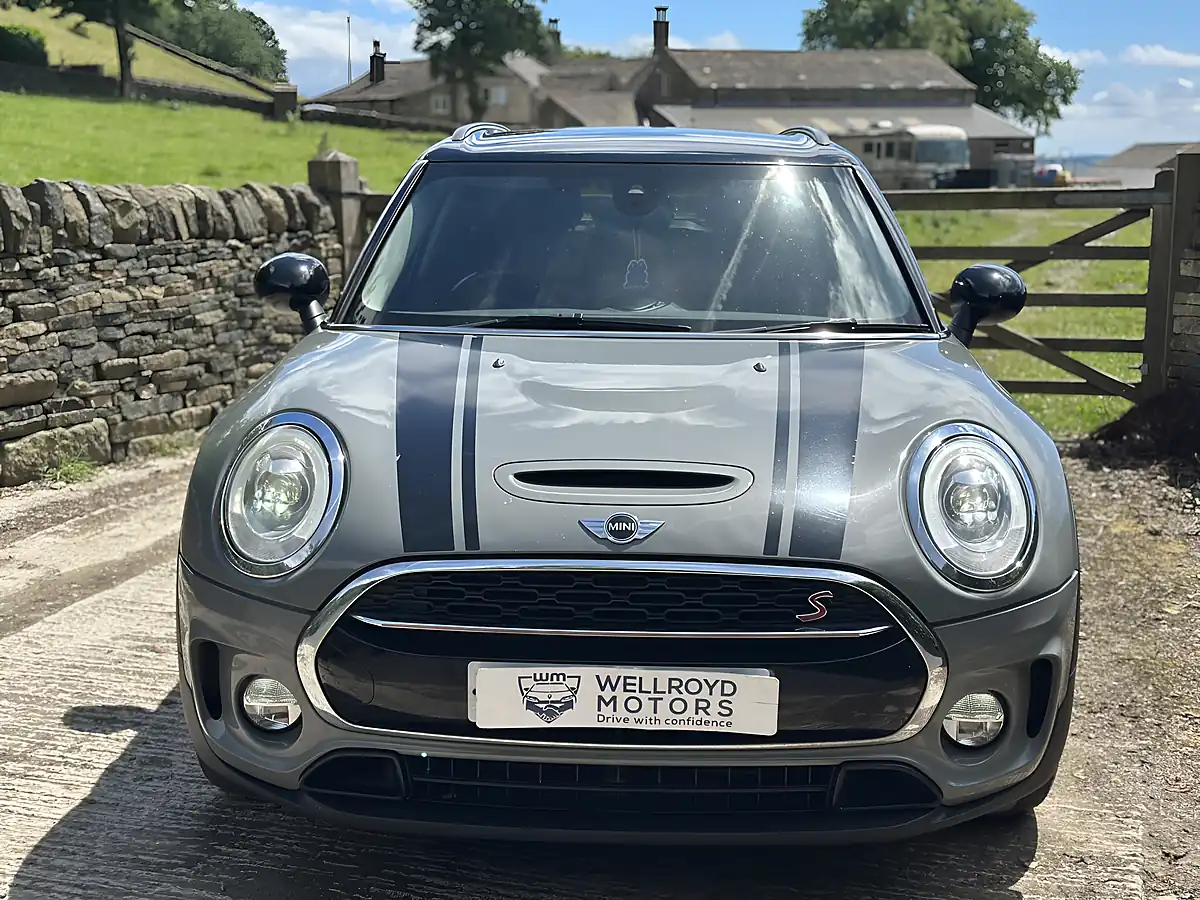 Used 2016 MINI Clubman Cooper Grey - Interior and Exterior details 2