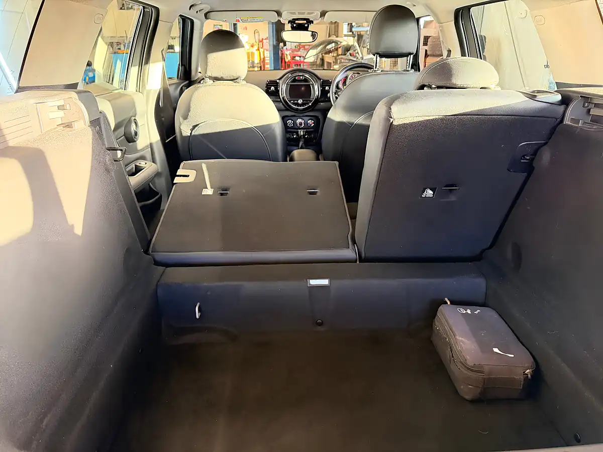 Used 2016 MINI Clubman Cooper Grey - Interior and Exterior details 11