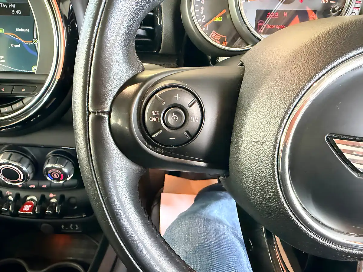 Used 2016 MINI Clubman Cooper Grey - Interior and Exterior details 14