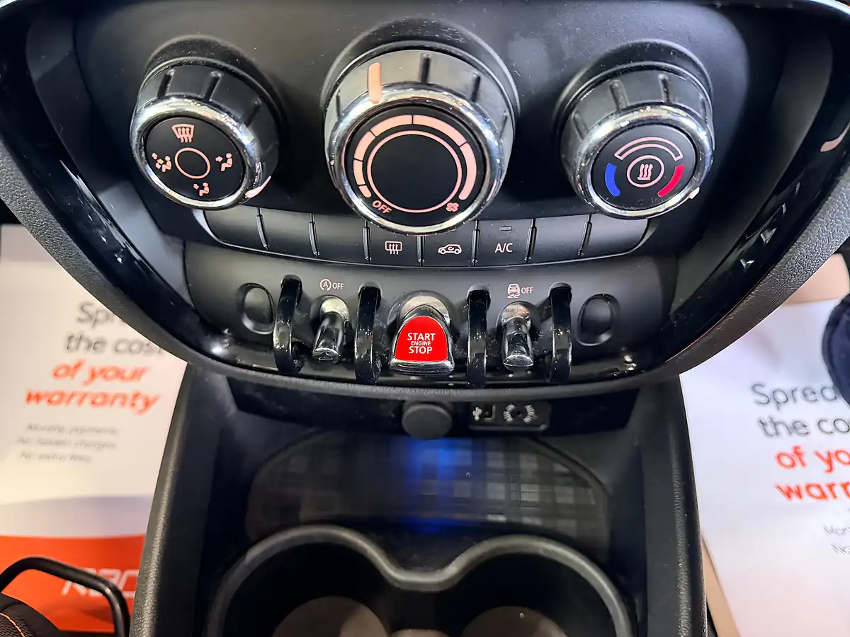 Used 2016 MINI Clubman Cooper Grey - Interior and Exterior details 17