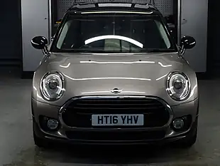 Used 2016 MINI Clubman Cooper Melting Silver Metallic - Interior and Exterior details 8