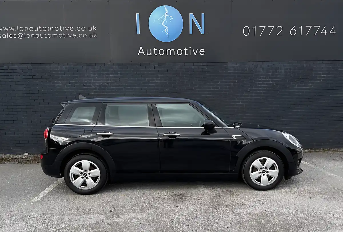 Used 2016 MINI Clubman Cooper Midnight Black - Interior and Exterior details 3