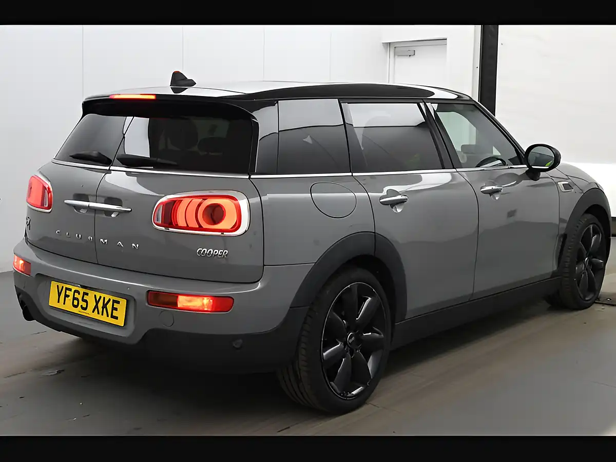 Used 2016 MINI Clubman Cooper Moonwlak Grey - Interior and Exterior details 14