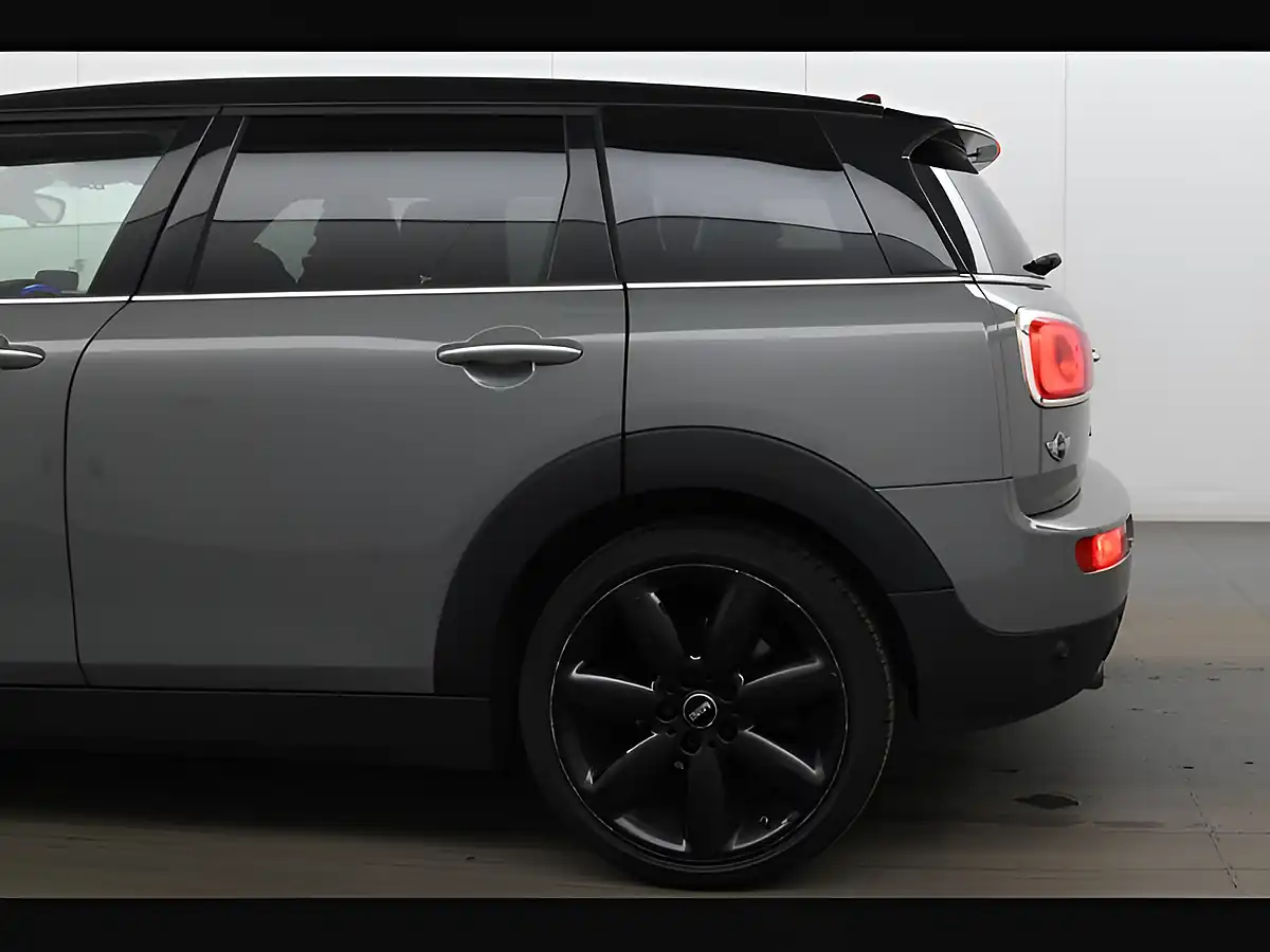 Used 2016 MINI Clubman Cooper Moonwlak Grey - Interior and Exterior details 9