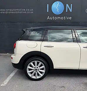 Used 2016 MINI Clubman Cooper Pepper White - Interior and Exterior details 11