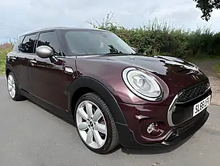 Used 2016 MINI Clubman Cooper Red - Interior and Exterior details 19