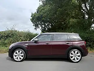 Used 2016 MINI Clubman Cooper Red - Interior and Exterior details 4