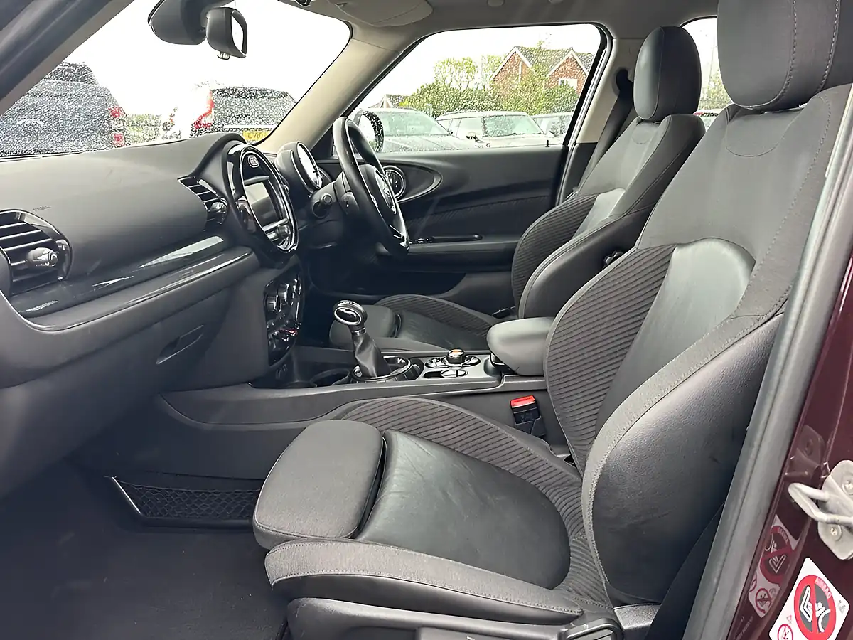 Used 2016 MINI Clubman Cooper Red - Interior and Exterior details 12