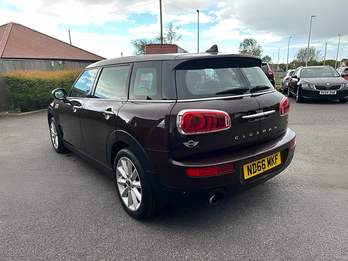 Used 2016 MINI Clubman Cooper Red - Interior and Exterior details 5
