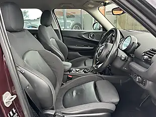 Used 2016 MINI Clubman Cooper Red - Interior and Exterior details 9