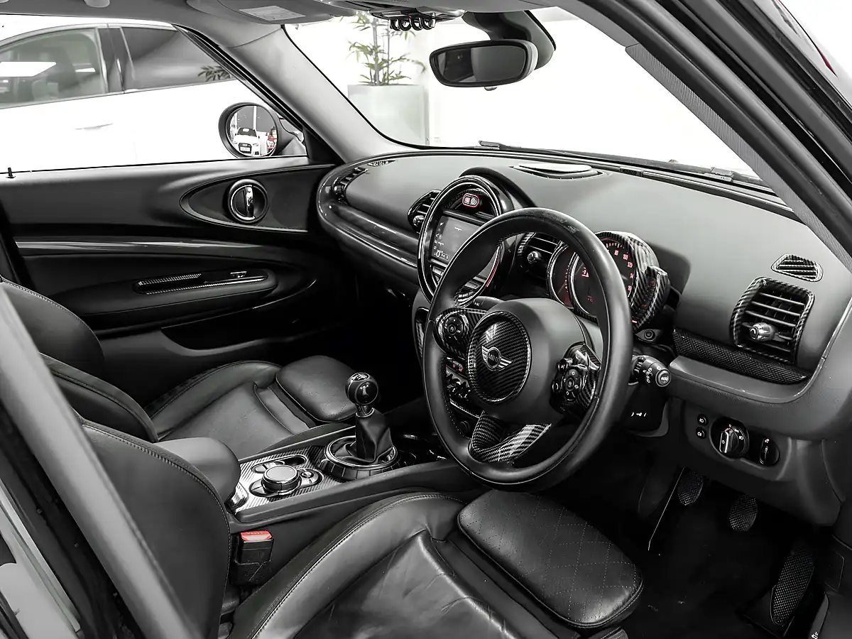 Used 2016 MINI Clubman Cooper S Midnight Black - Interior and Exterior details 11