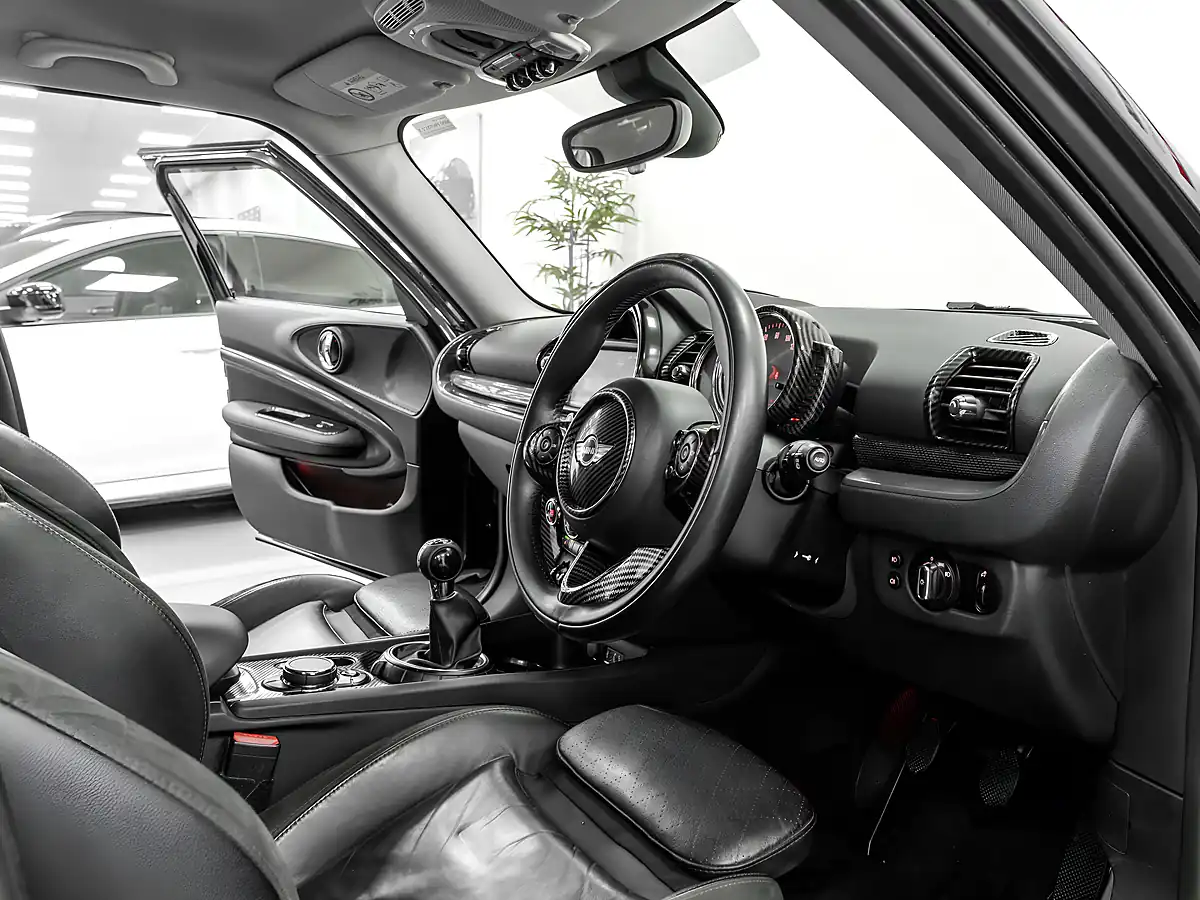 Used 2016 MINI Clubman Cooper S Midnight Black - Interior and Exterior details 14