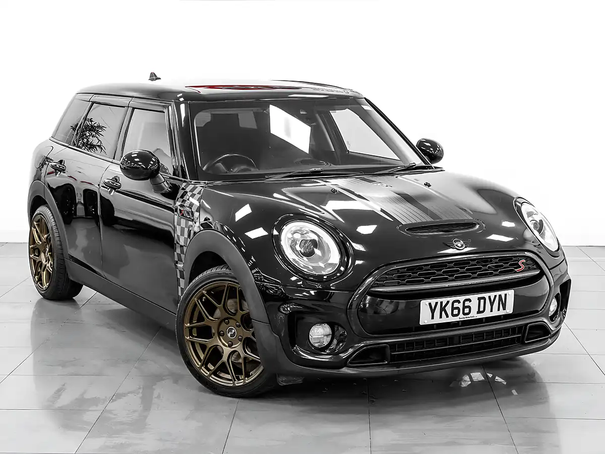 Used 2016 MINI Clubman Cooper S Midnight Black - Interior and Exterior details 6