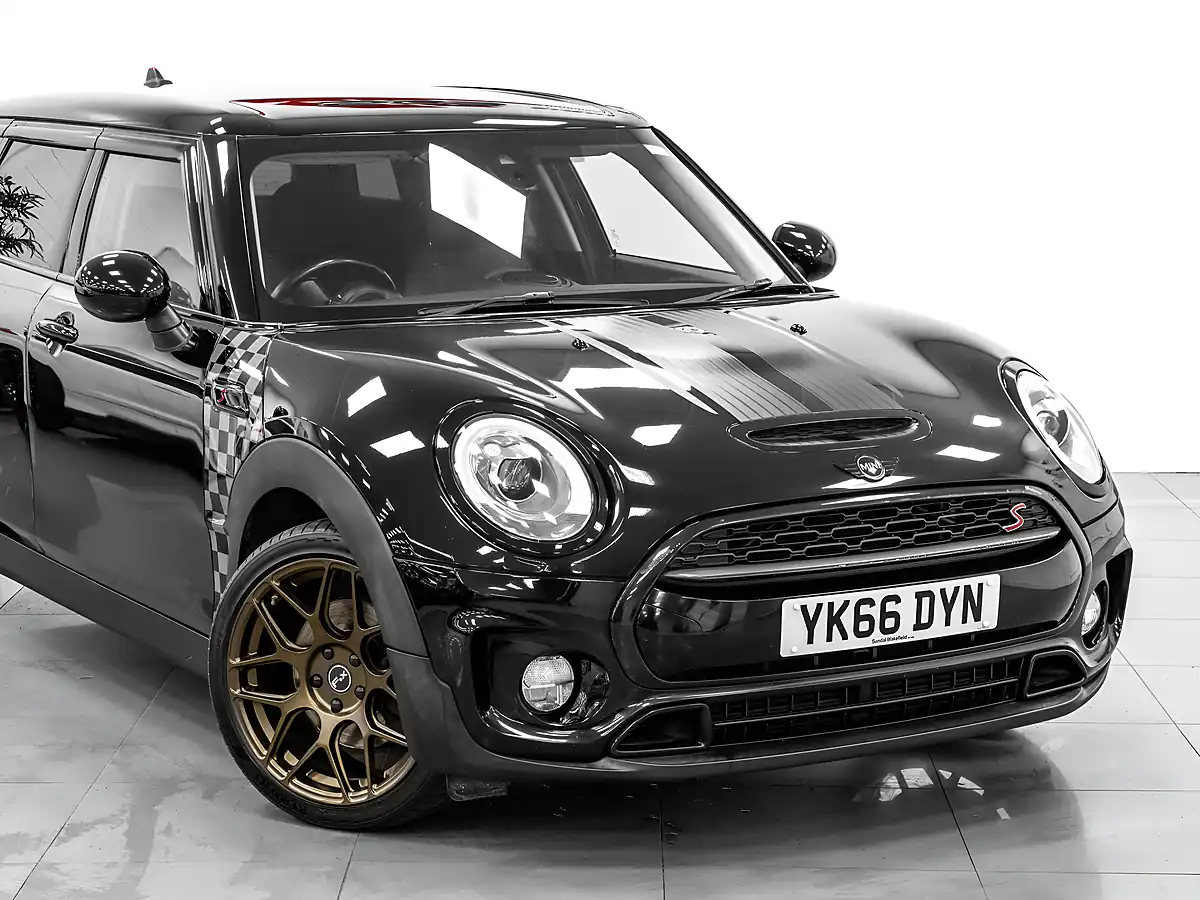 Used 2016 MINI Clubman Cooper S Midnight Black - Interior and Exterior details 8