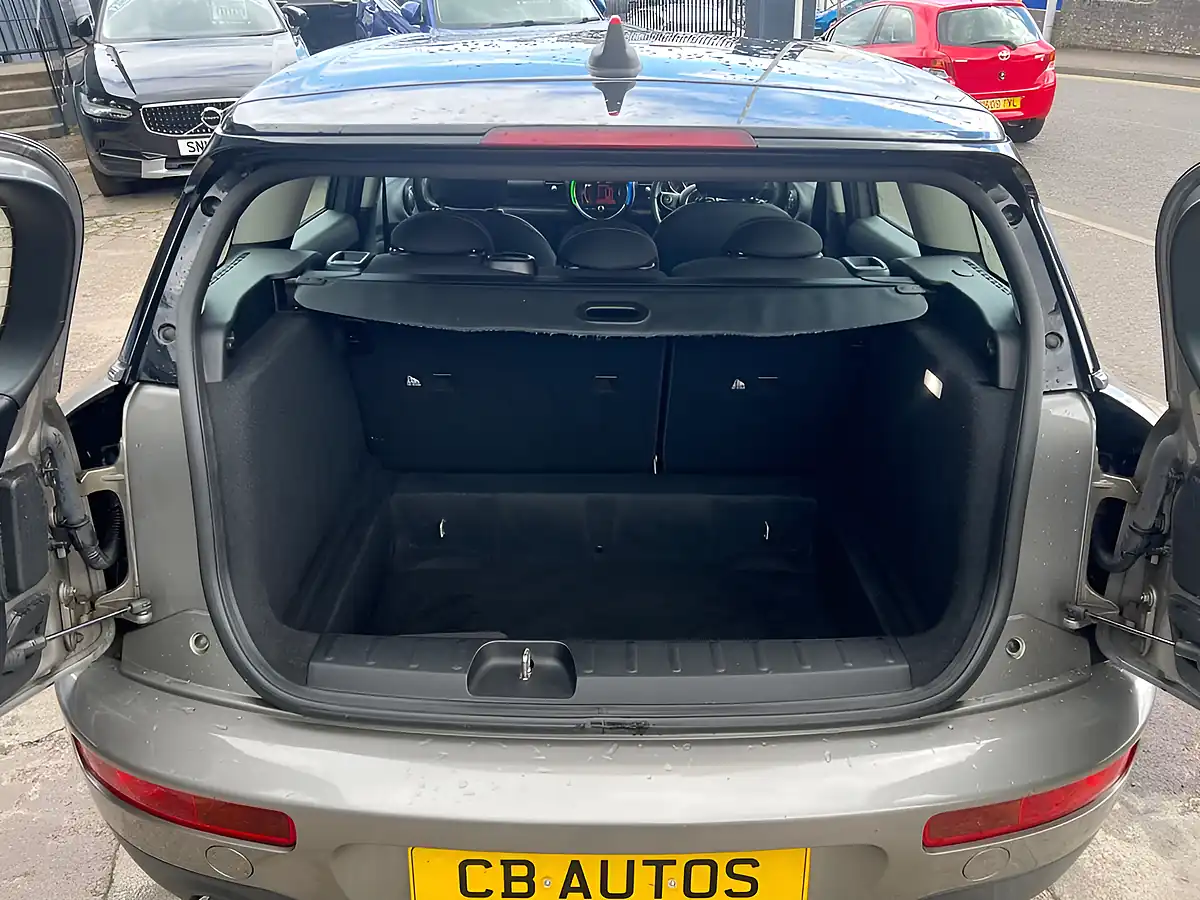 Used 2016 MINI Clubman Cooper Silver - Interior and Exterior details 13