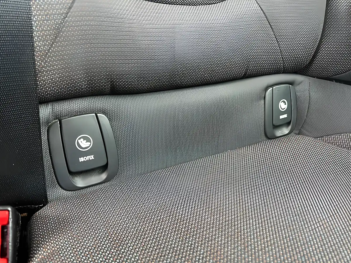 Used 2016 MINI Clubman Cooper Silver - Interior and Exterior details 18