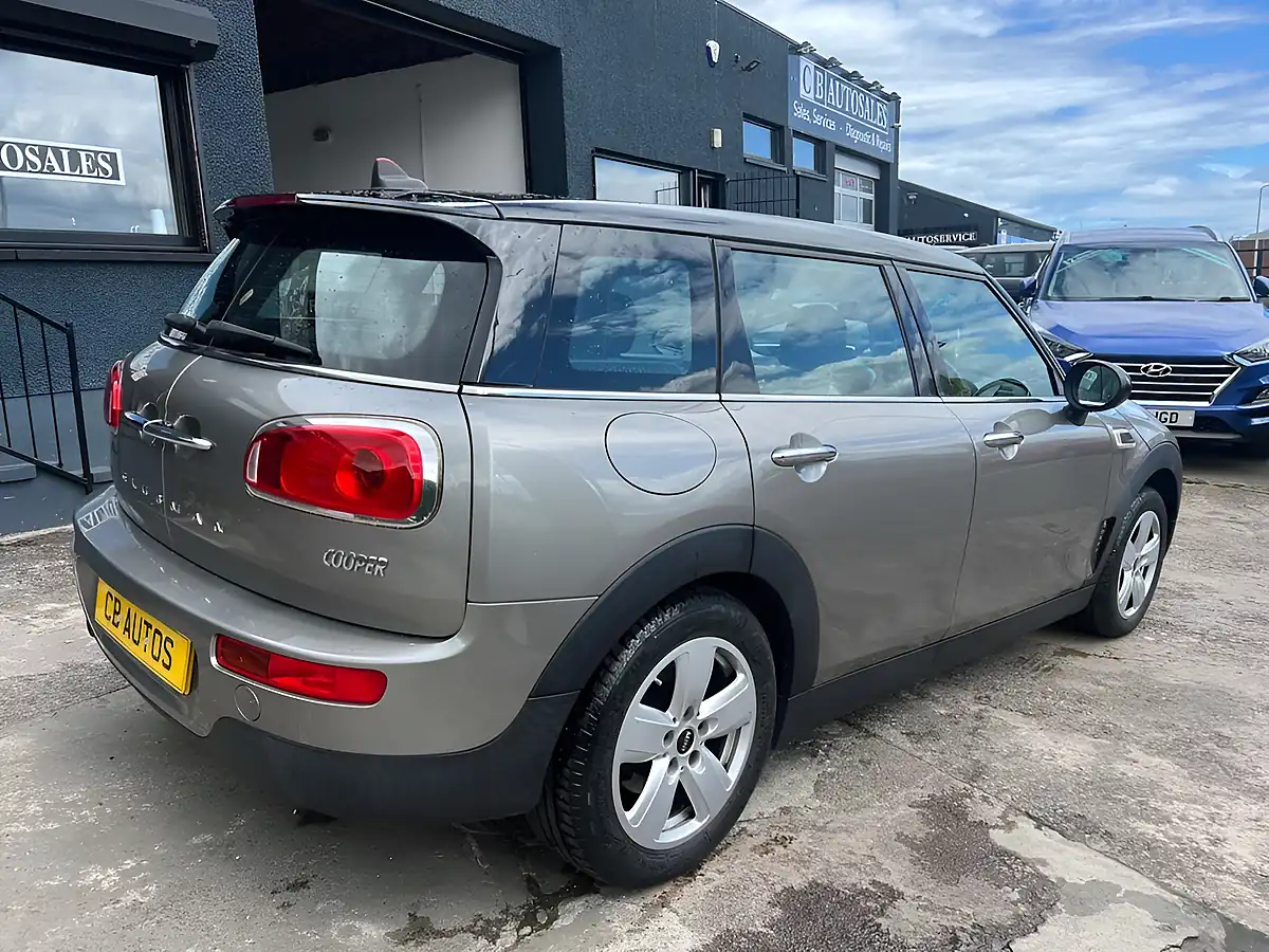 Used 2016 MINI Clubman Cooper Silver - Interior and Exterior details 4