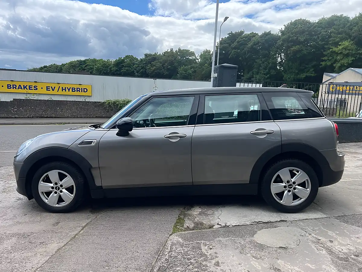 Used 2016 MINI Clubman Cooper Silver - Interior and Exterior details 7