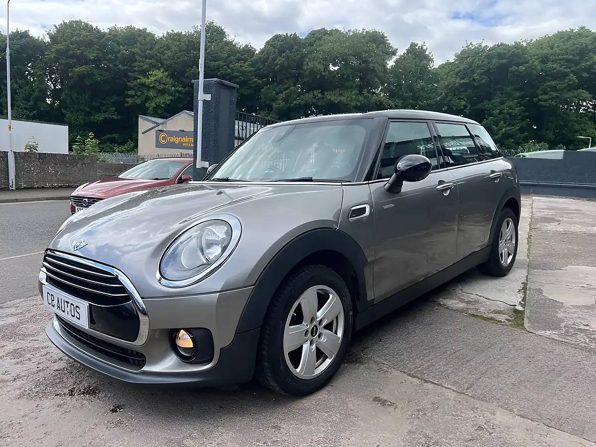 Used 2016 MINI Clubman Cooper Silver - Interior and Exterior details 8