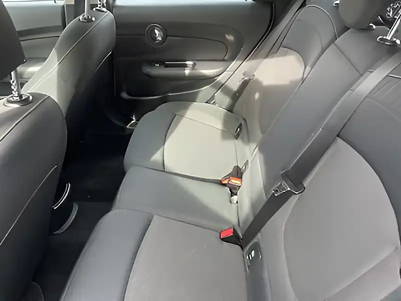Used 2016 MINI Clubman Cooper Silver - Interior and Exterior details 11