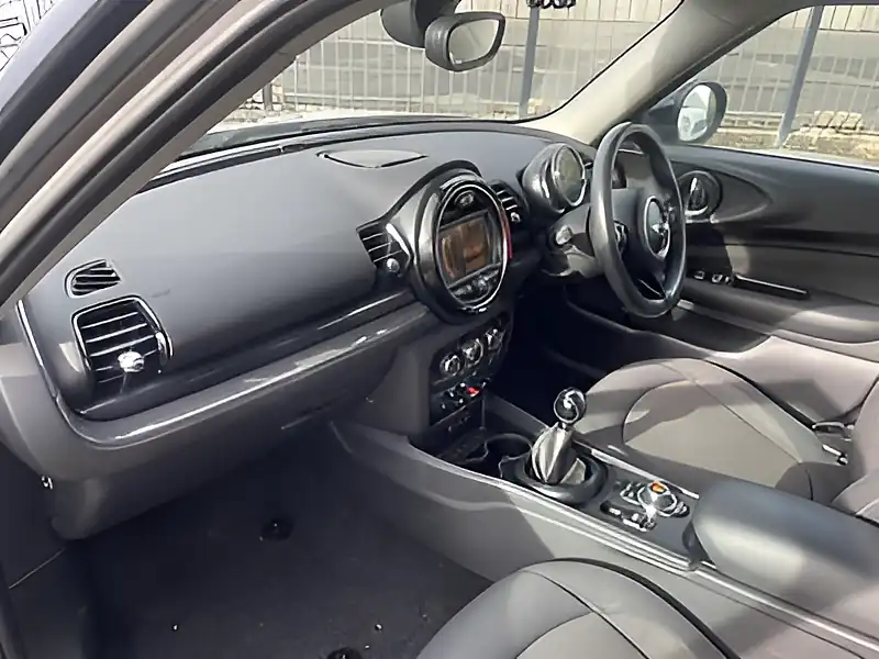 Used 2016 MINI Clubman Cooper Silver - Interior and Exterior details 13