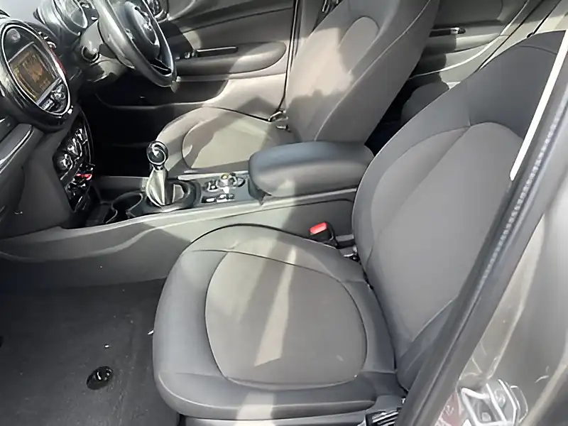 Used 2016 MINI Clubman Cooper Silver - Interior and Exterior details 14