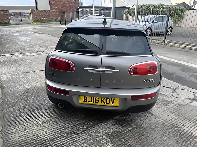 Used 2016 MINI Clubman Cooper Silver - Interior and Exterior details 8
