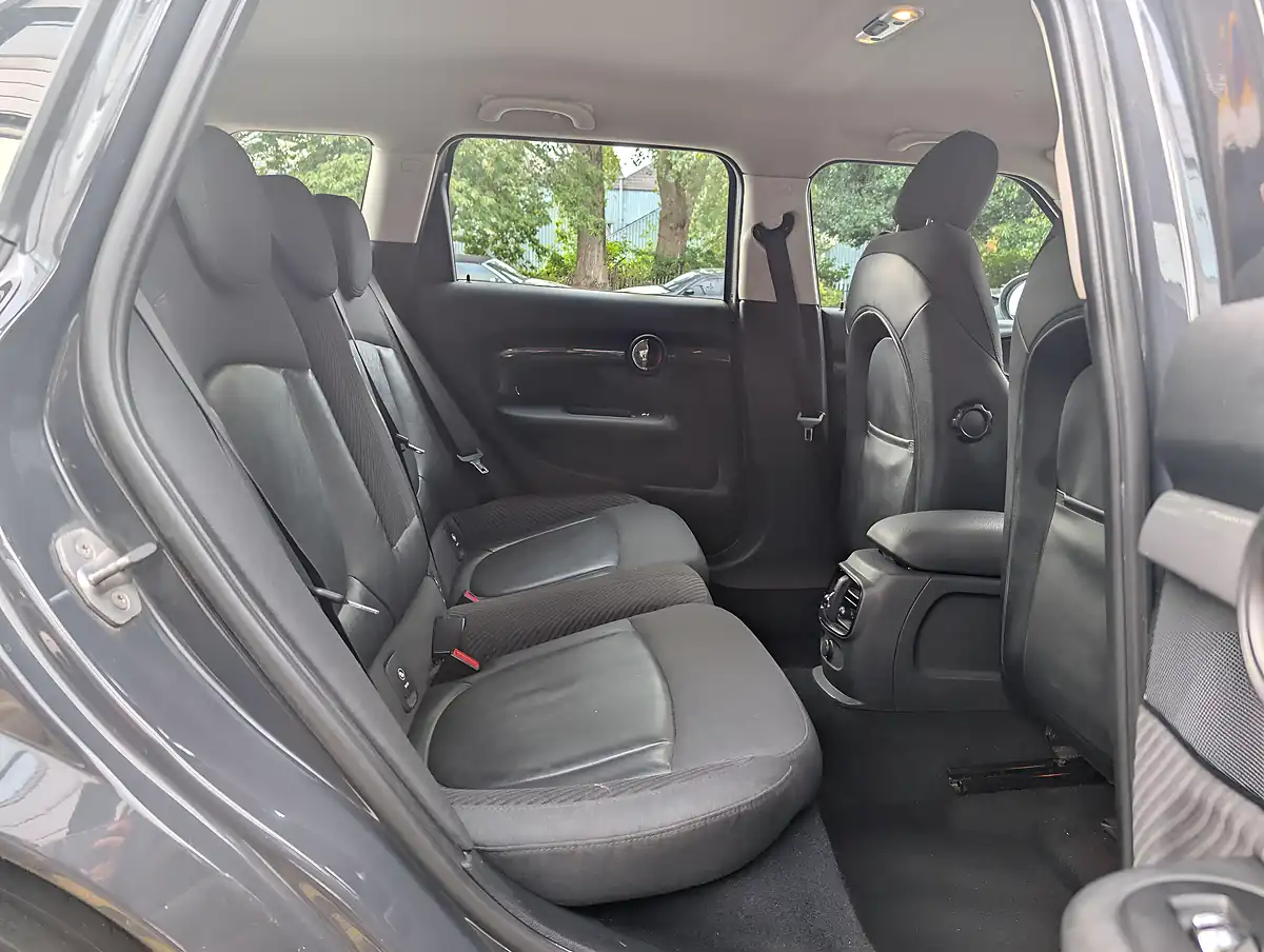 Used 2016 MINI Clubman Cooper Thunder Grey - Interior and Exterior details 18