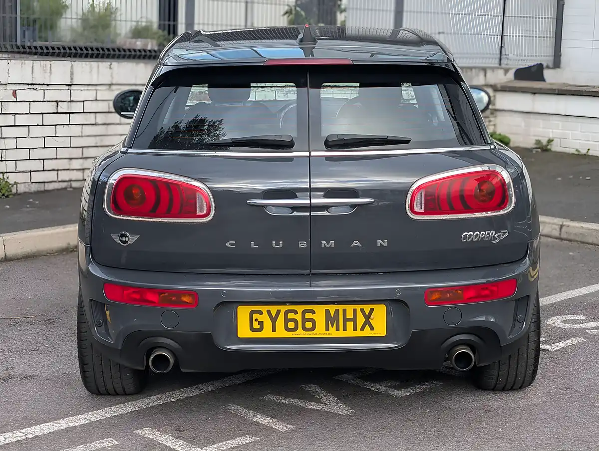 Used 2016 MINI Clubman Cooper Thunder Grey - Interior and Exterior details 8