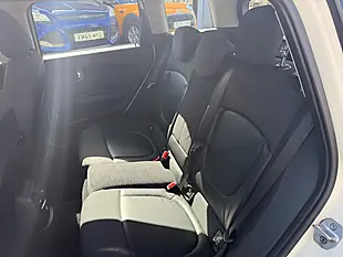 Used 2016 MINI Clubman Cooper White - Interior and Exterior details 13