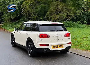 Used 2016 MINI Clubman Cooper White - Interior and Exterior details 10