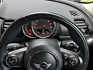 Used 2016 MINI Clubman Cooper White - Interior and Exterior details 18