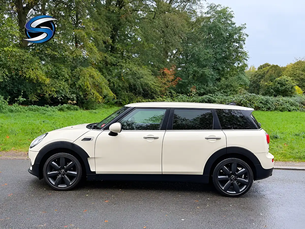 Used 2016 MINI Clubman Cooper White - Interior and Exterior details 5