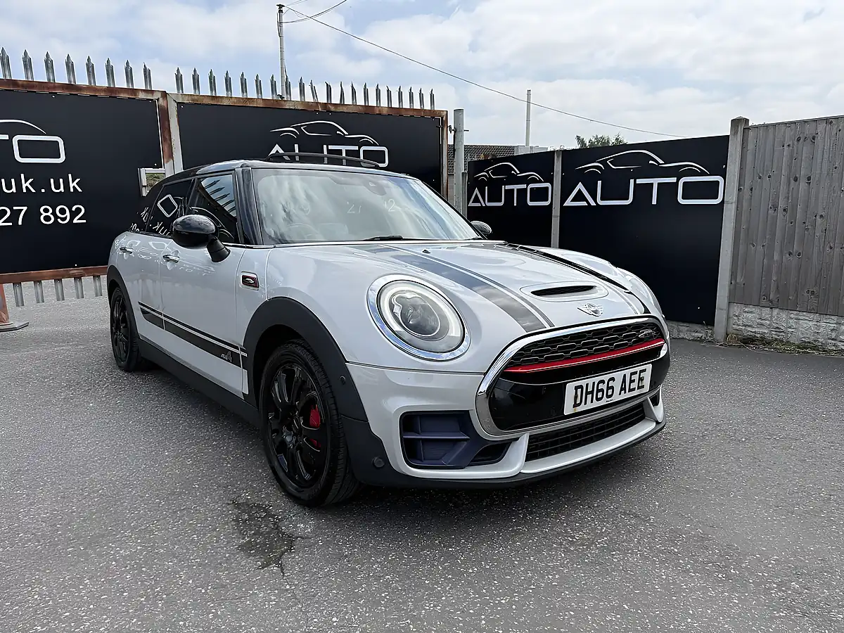 Used 2016 MINI Clubman John Cooper Works White Silver - Front View