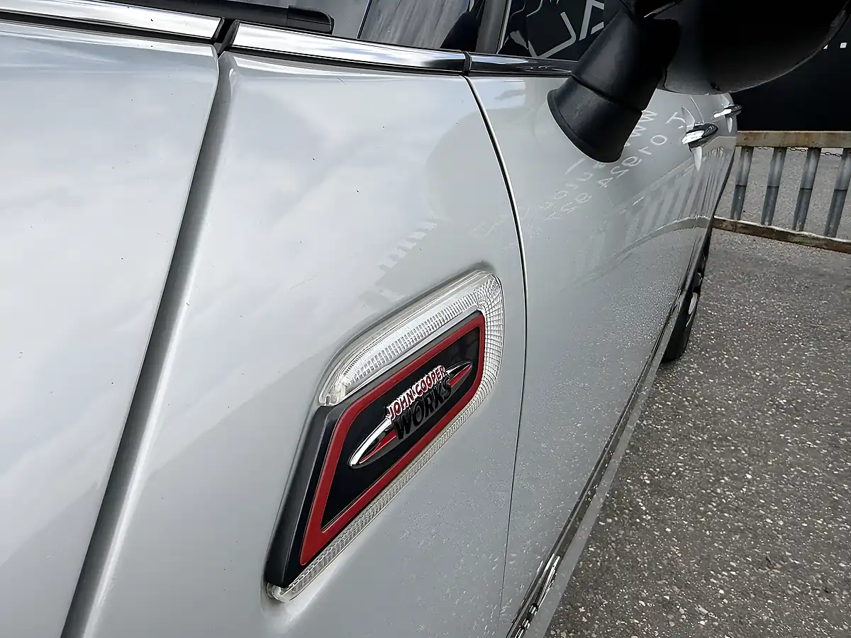Used 2016 MINI Clubman John Cooper Works White Silver - Interior and Exterior details 9