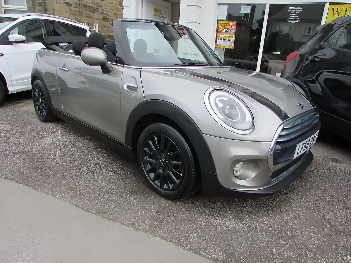 Used 2016 MINI Convertible Cooper Silver - Front View