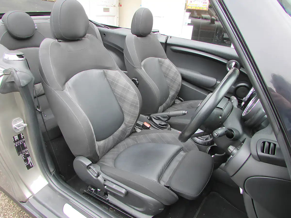 Used 2016 MINI Convertible Cooper Silver - Interior and Exterior details 11
