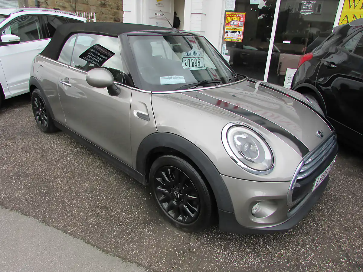 Used 2016 MINI Convertible Cooper Silver - Interior and Exterior details 17