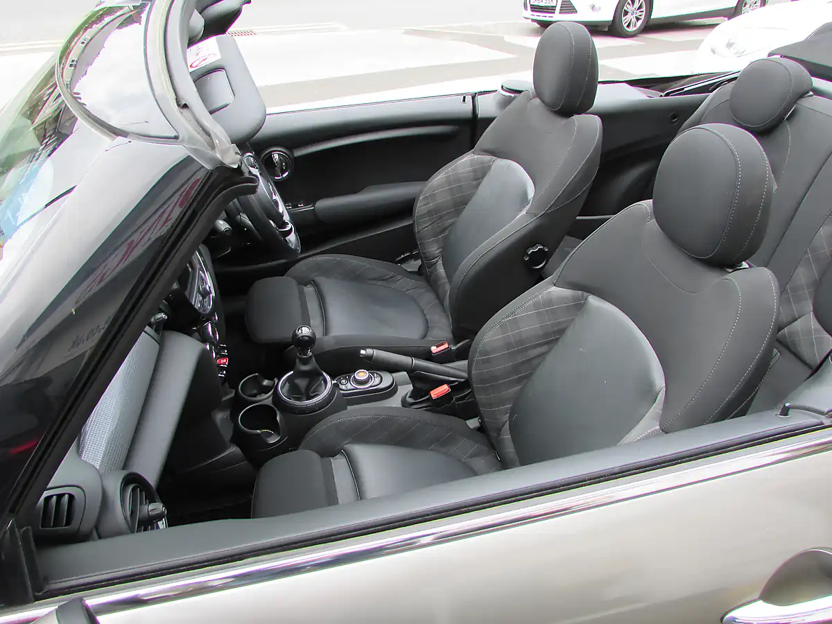 Used 2016 MINI Convertible Cooper Silver - Interior and Exterior details 8